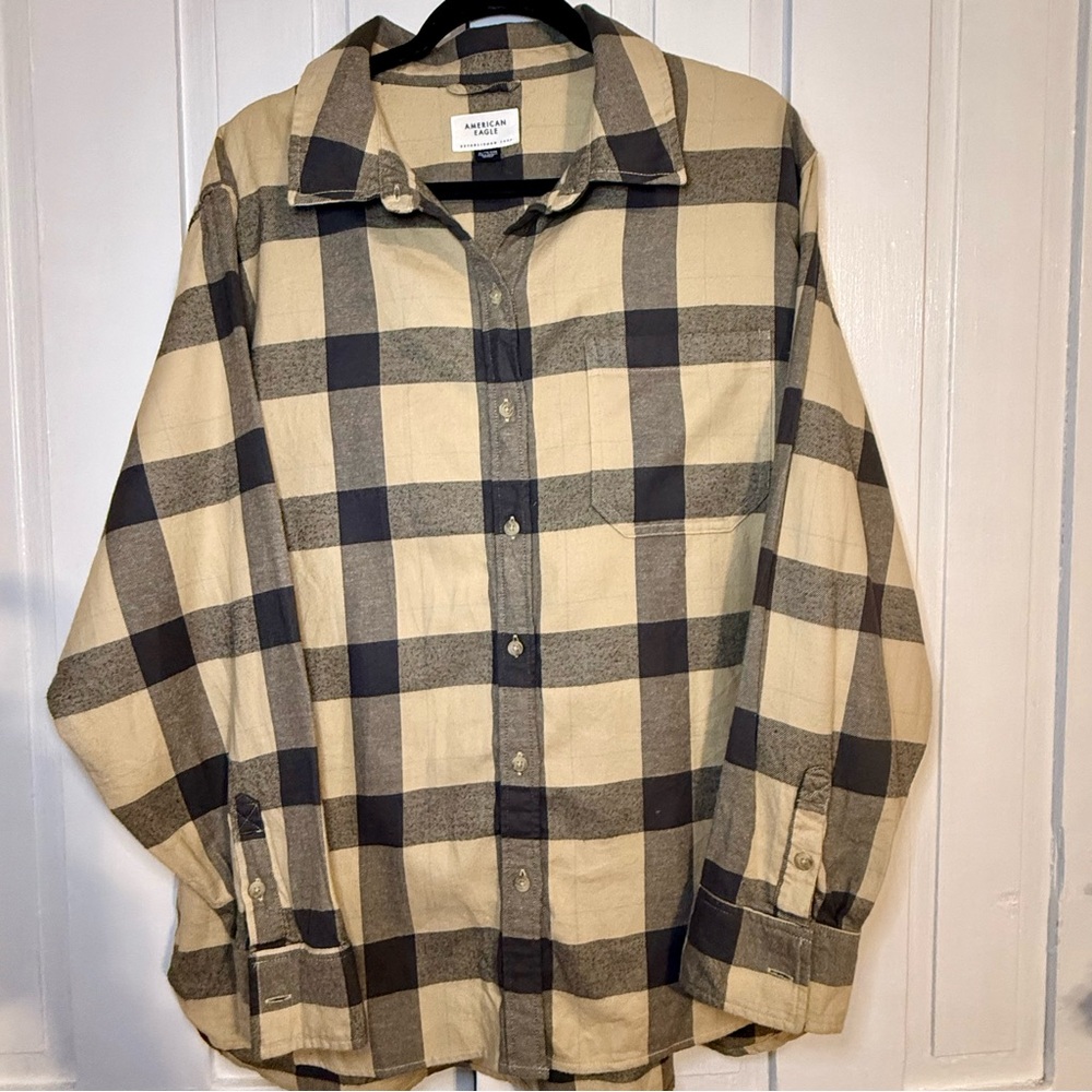 American Eagle Outfitters Tan & Black Plaid Flannel Button Down  Shirt - XL